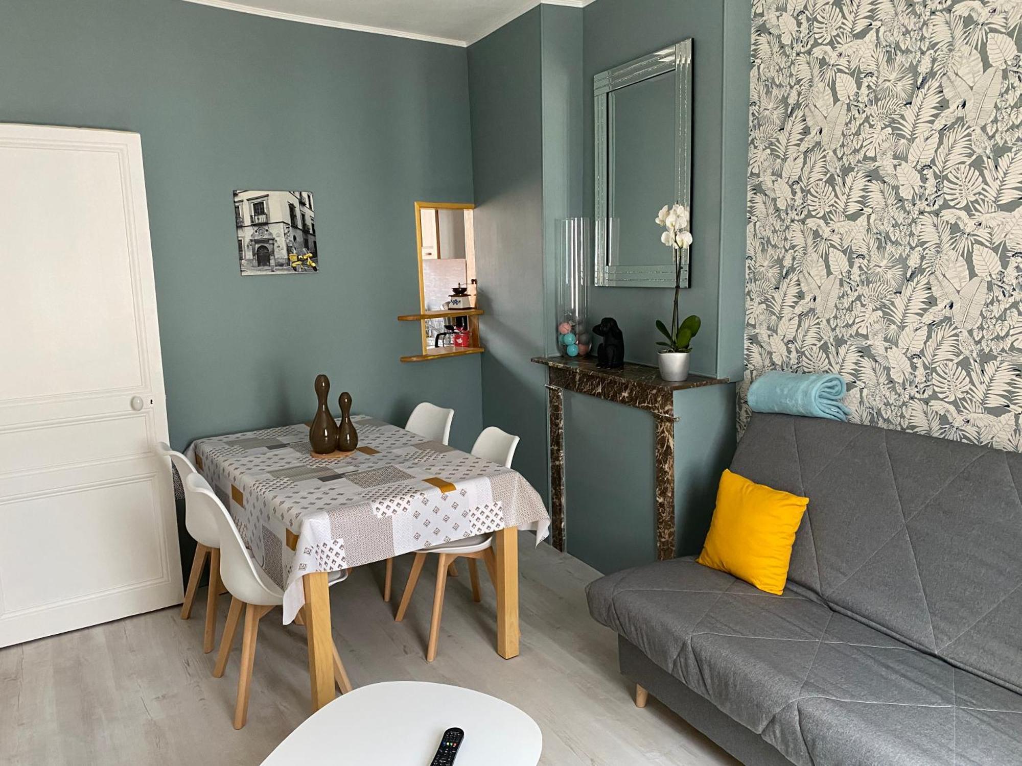 Villa Liliane Appartement De 55 M2 Мер-ле-Бен Екстериор снимка
